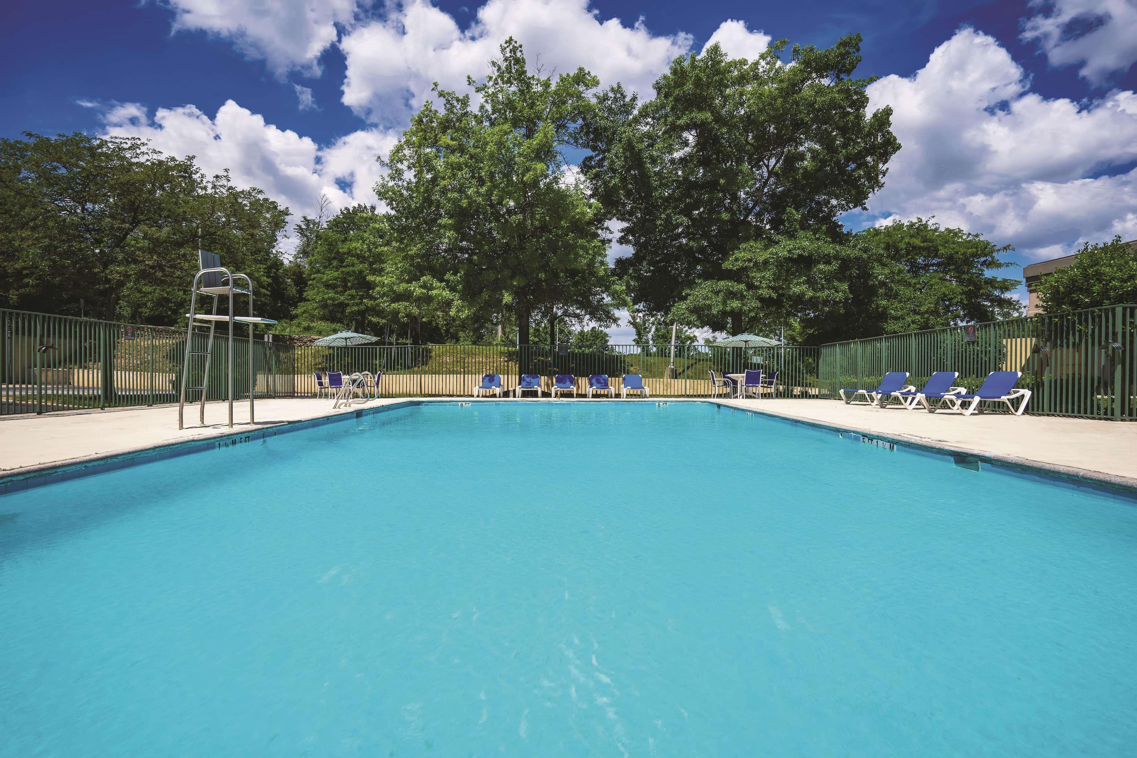 La Quinta By Wyndham Baltimore South גלן ברני מראה חיצוני תמונה